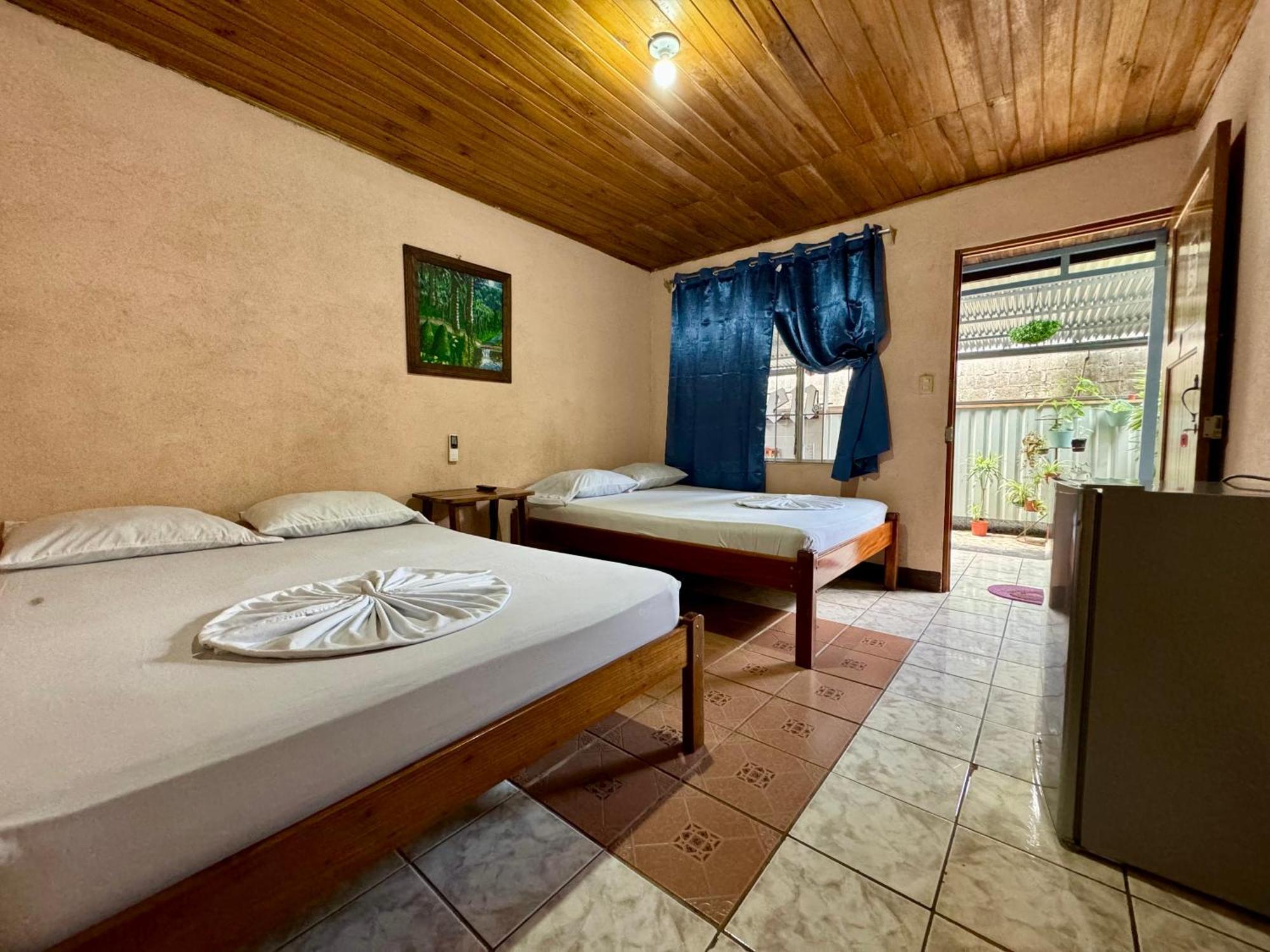 Cabinas Las Palmas Del Sol La Fortuna Eksteriør billede